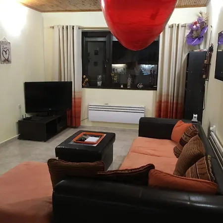 Inviting 4-bed In Dolishte