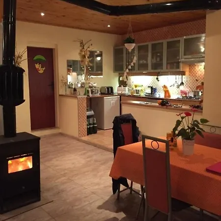 Inviting 4-bed In Dolishte Villa *
